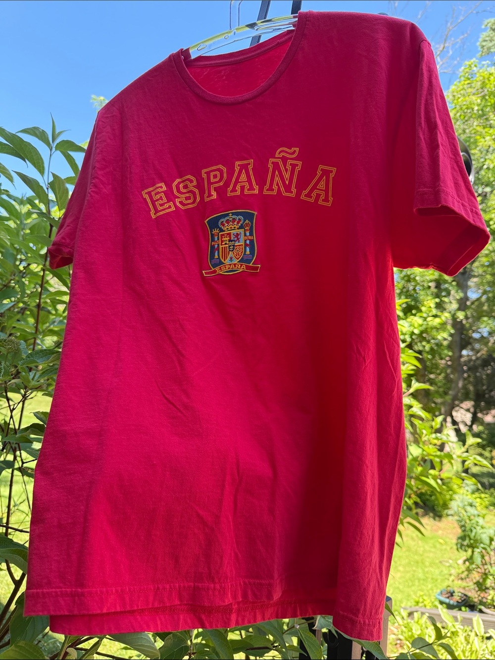 España Red Tee with Crest men size L red color short sleeve pre-owned with gift - Picture 8 of 16